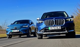 Volvo C40 and BMW iX1 - front tracking