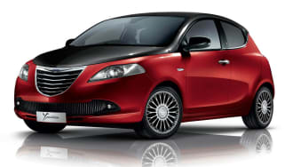 Chrysler Ypsilon Red&amp;#038;Black exterior
