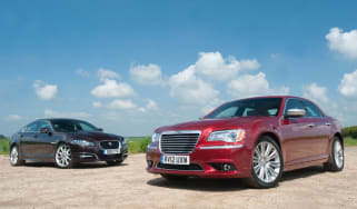 Chrysler 300C vs Jaguar XF