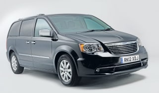 Chrysler Voyager front