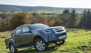 Izusu D-max facelift