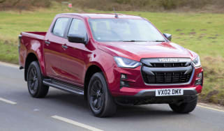 Isuzu D-Max - front