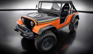 Jeep CJ Surge - front