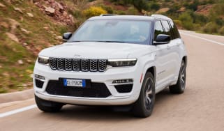 Jeep Grand Cherokee 4xe - front