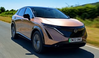 Nissan Ariya - front tracking