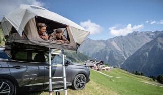 Yamika roof tent