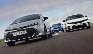 Toyota Corolla, Honda Civic and Kia Ceed - front tracking